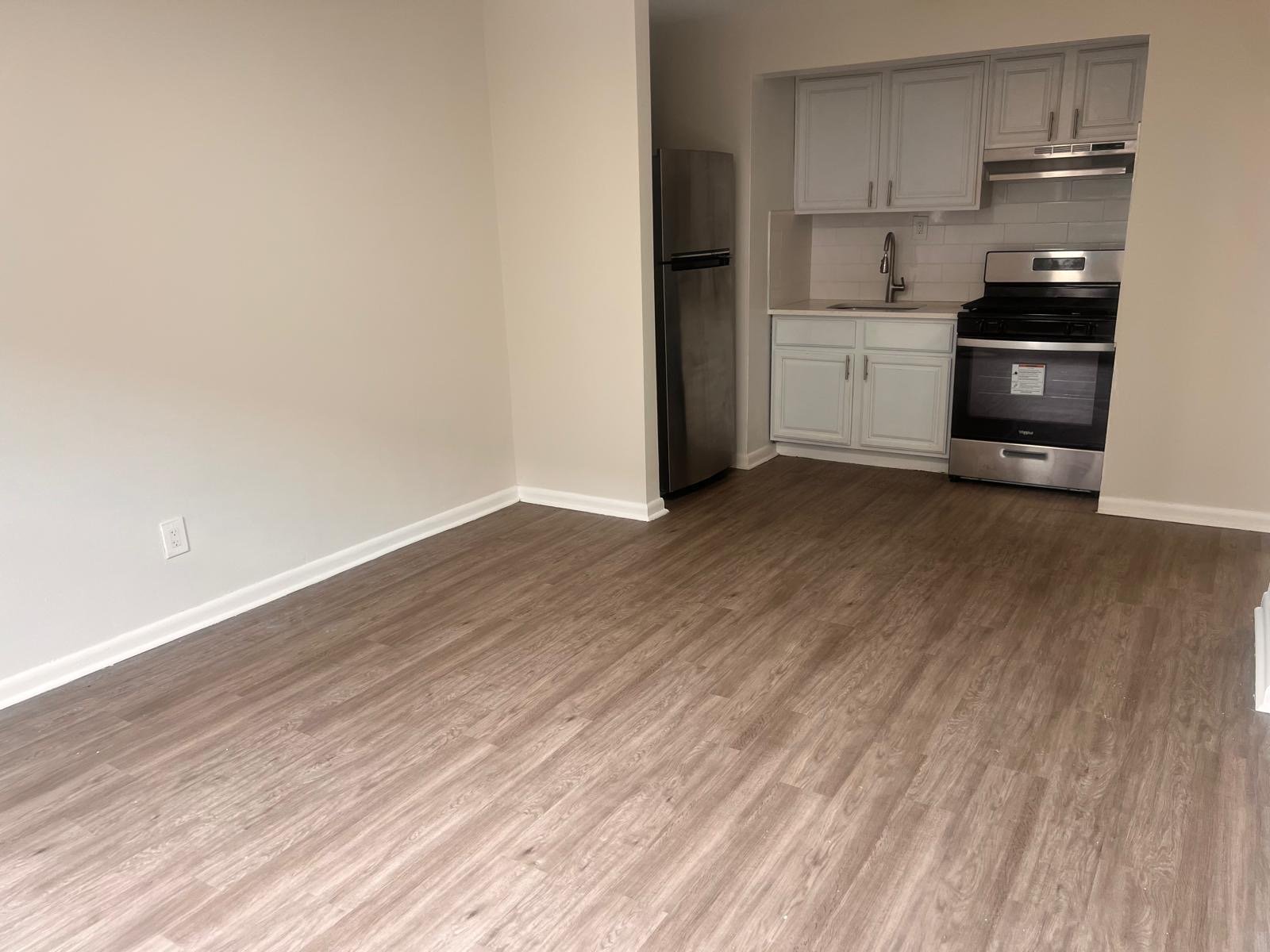 110 Washington St – photo 4
