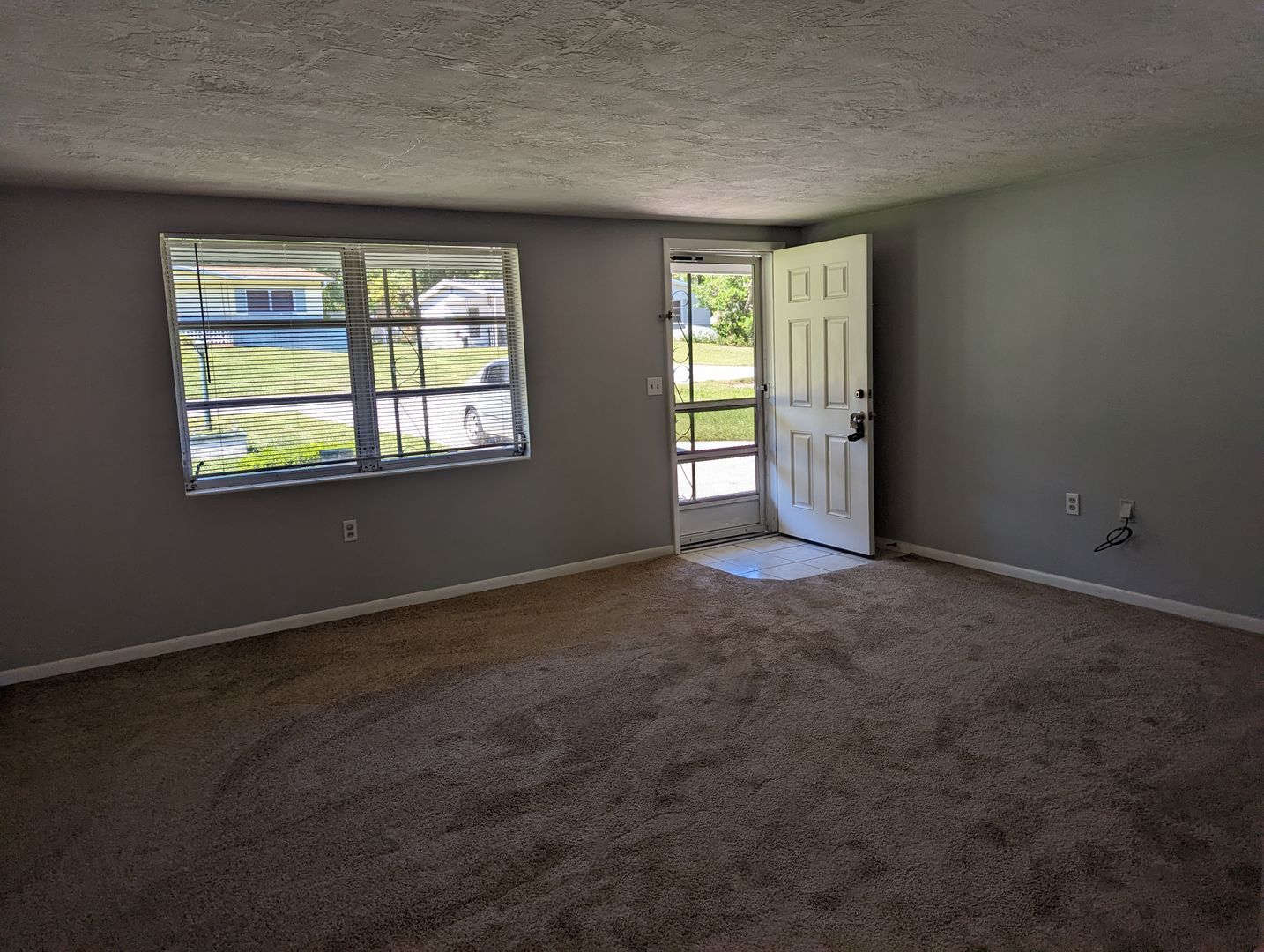 23 N Lee St – photo 2