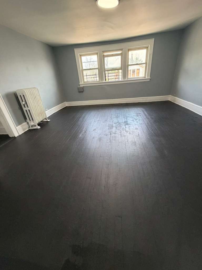 179 Isabella Ave unit Unit 3 – photo 4