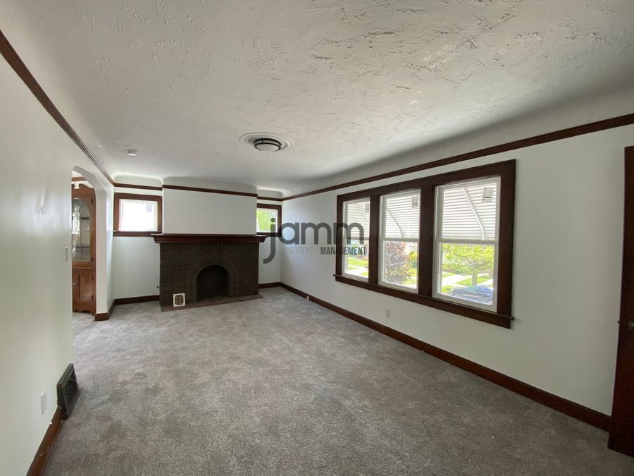 3937 W 157th St – photo 4