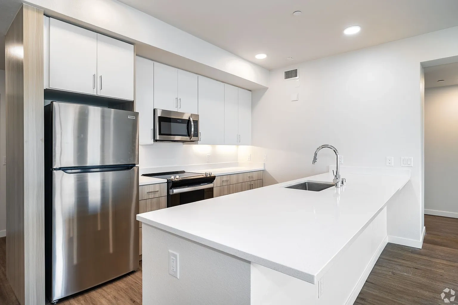 West Holden Place – Floor plan