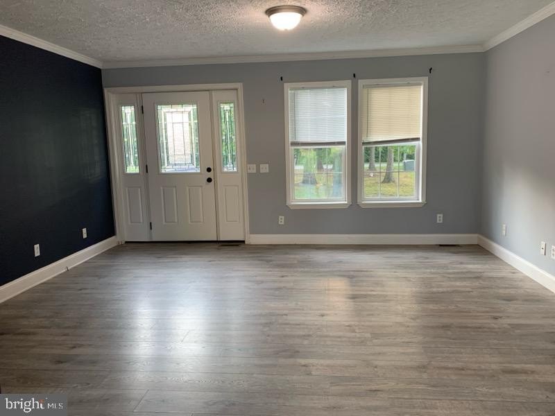 30300 Irons Ln – photo 3