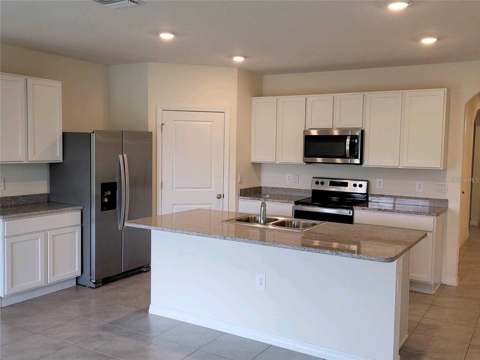 17419 Harvest Moon Way – photo 2