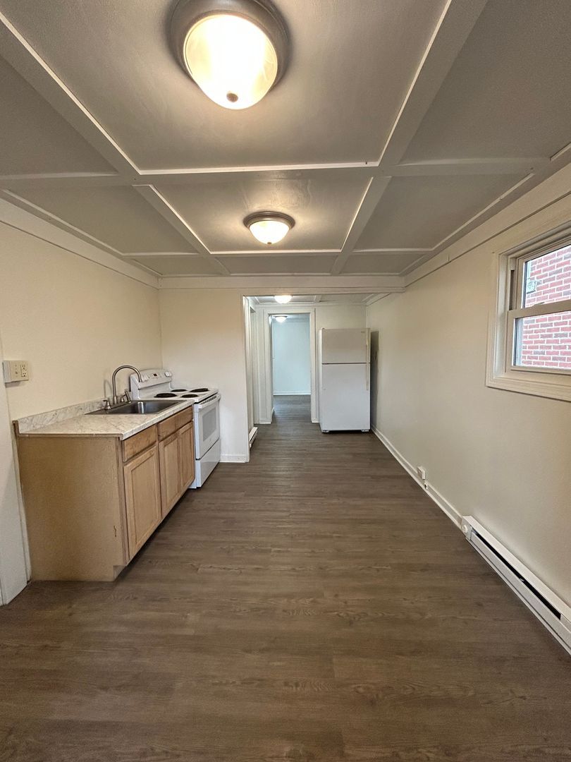 431 S Broad St unit Unit C – photo 3