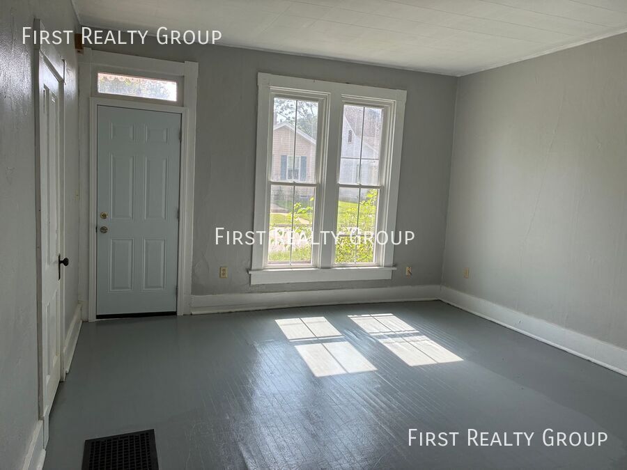 338 Cincinnati Ave – photo 2