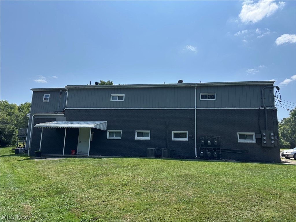 5885 Youngstown Hubbard Rd #6 – photo 2