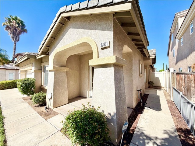 37961 Veranda Way – photo 4