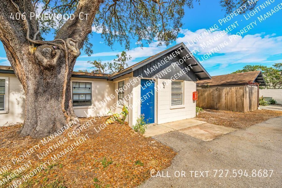 406 Pinewood Ct – photo 2