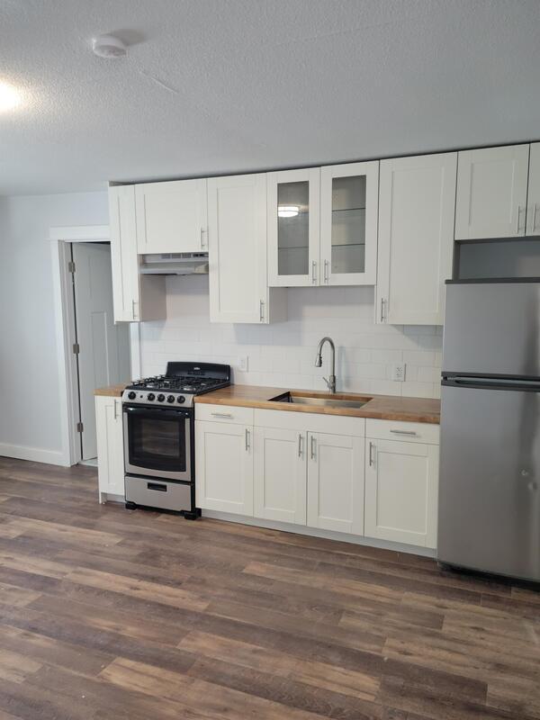 205 Oskaloosa St unit 207 – photo 1