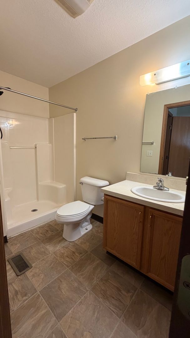 1040 Steeplebush Dr – photo 5