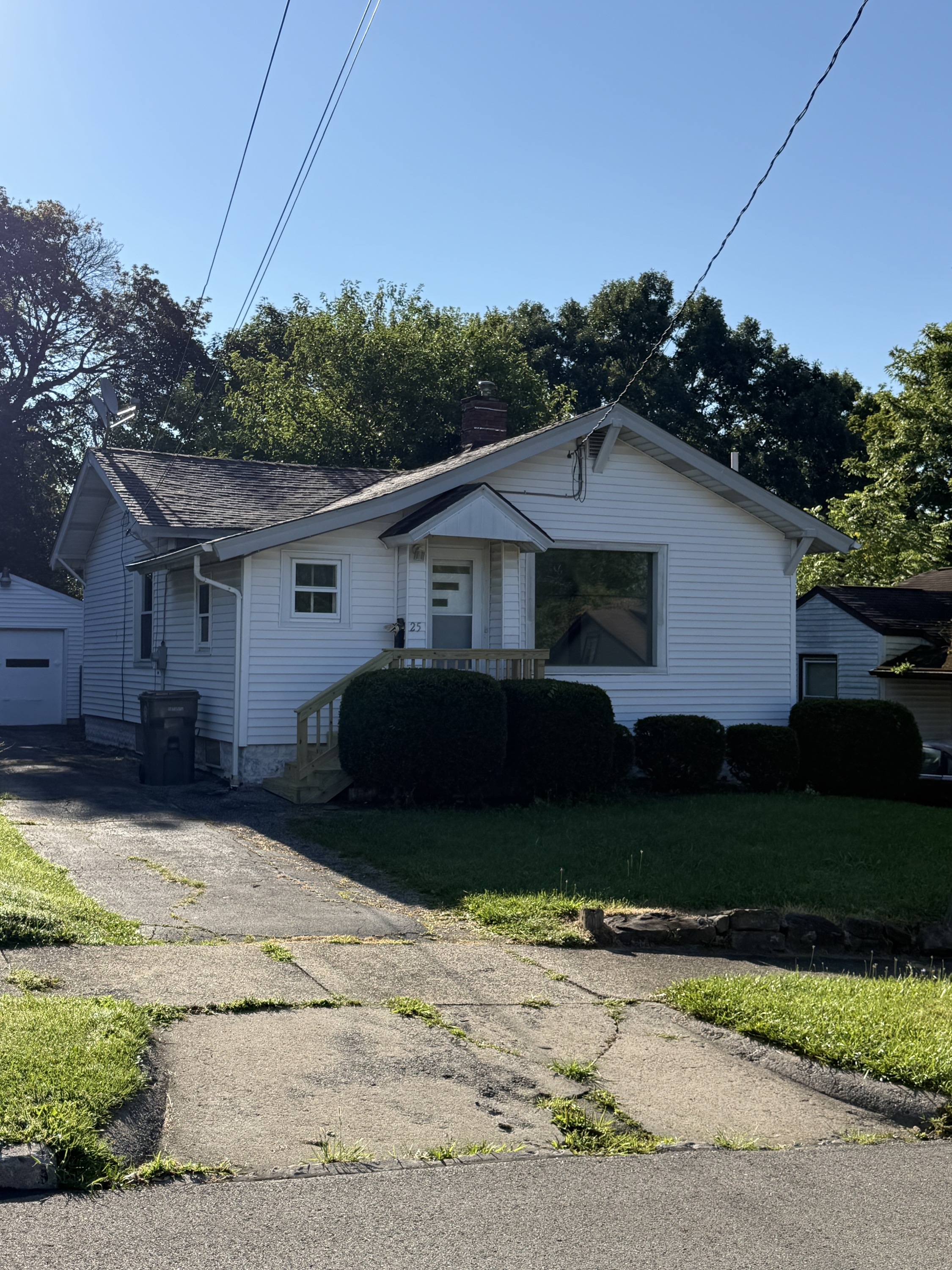 25 S Osborn Ave – photo 1