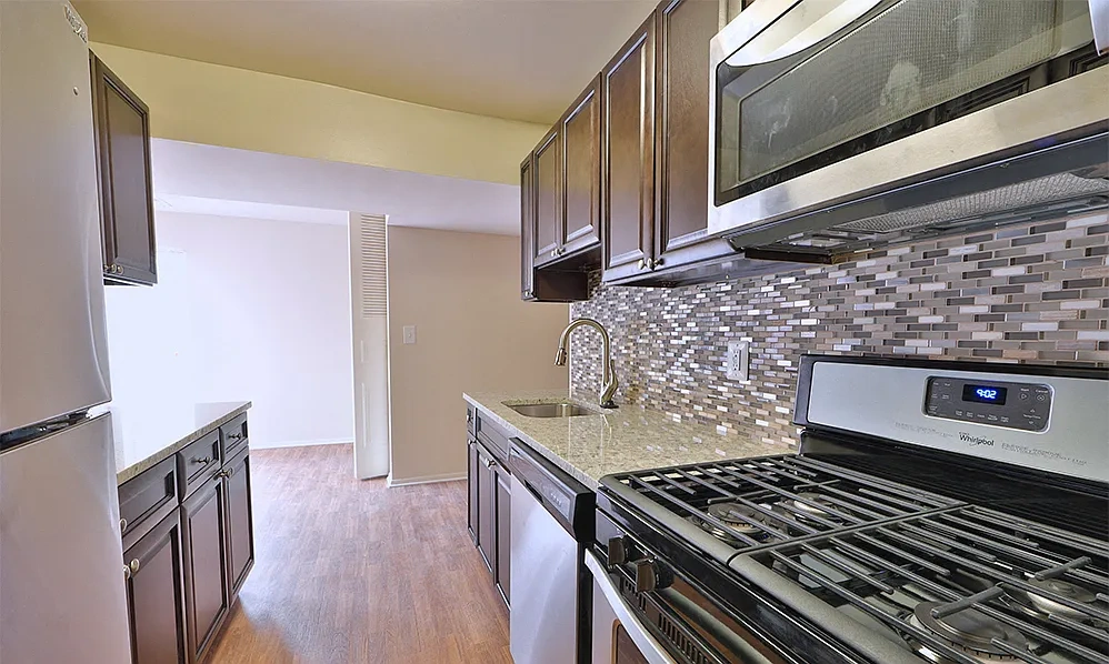 Carriage Hill Apartment Homes – photo 1
