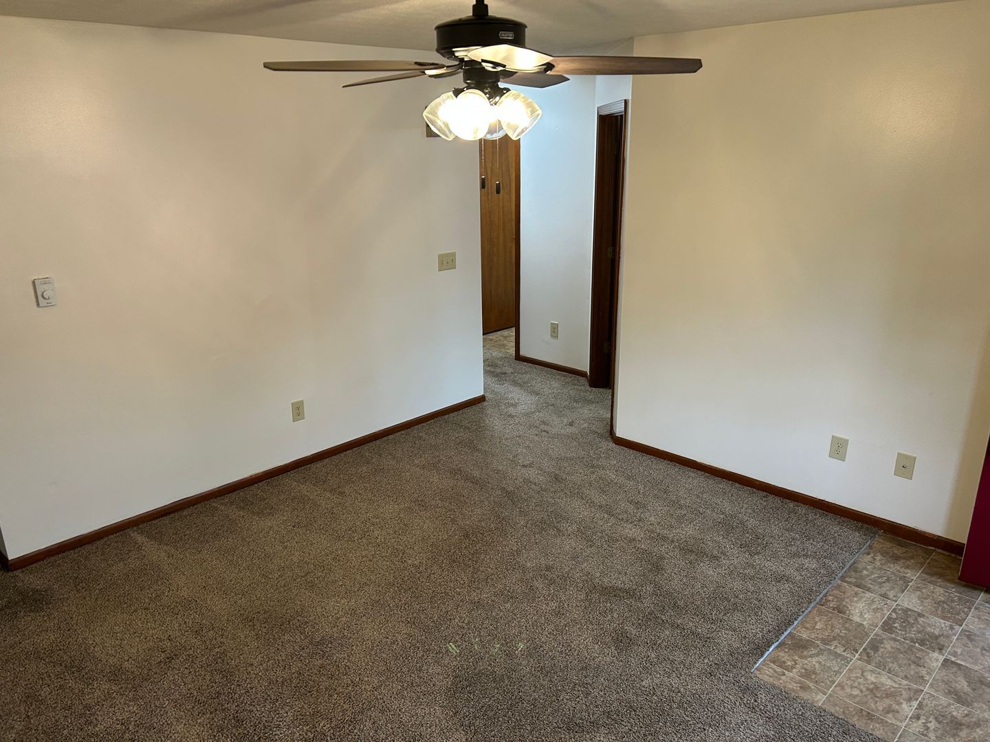 1115 Stephenson Dr unit 1350B – photo 3
