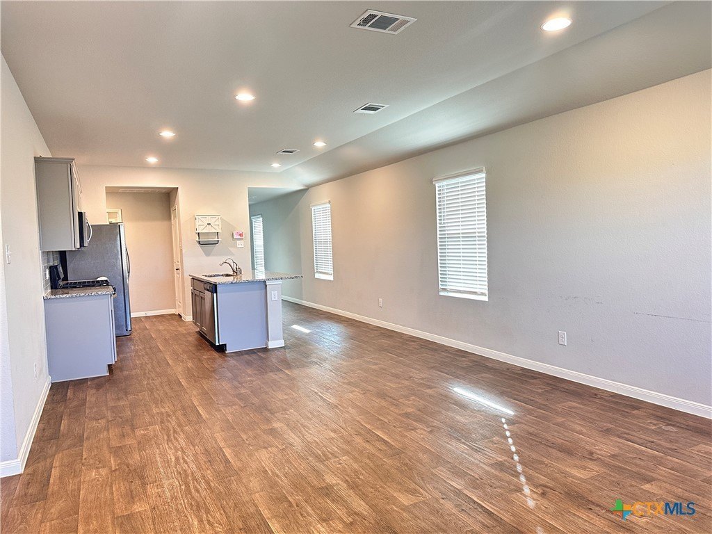 304 Fall Aster Dr – photo 2