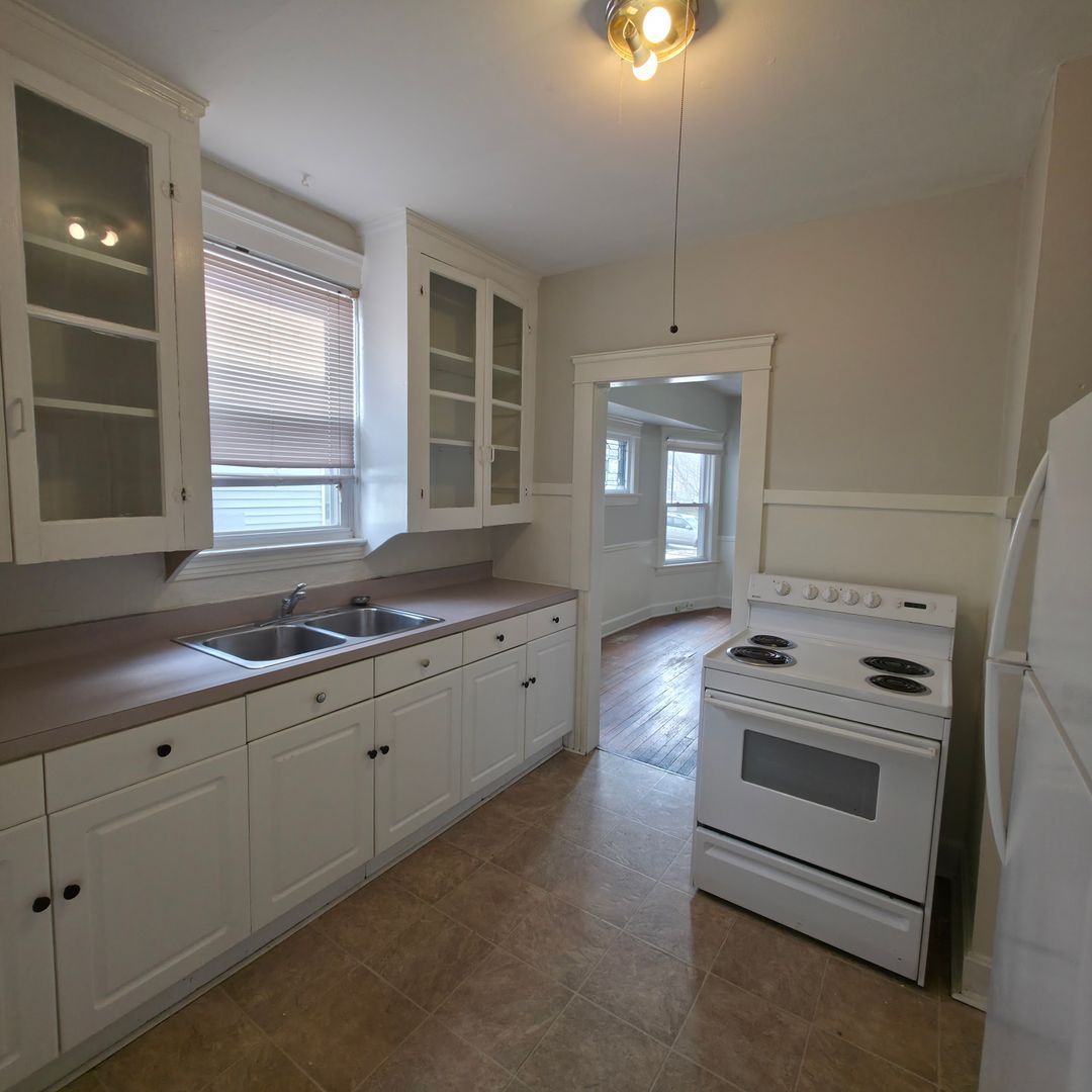 1363 Cranford Ave unit DOWN – photo 2