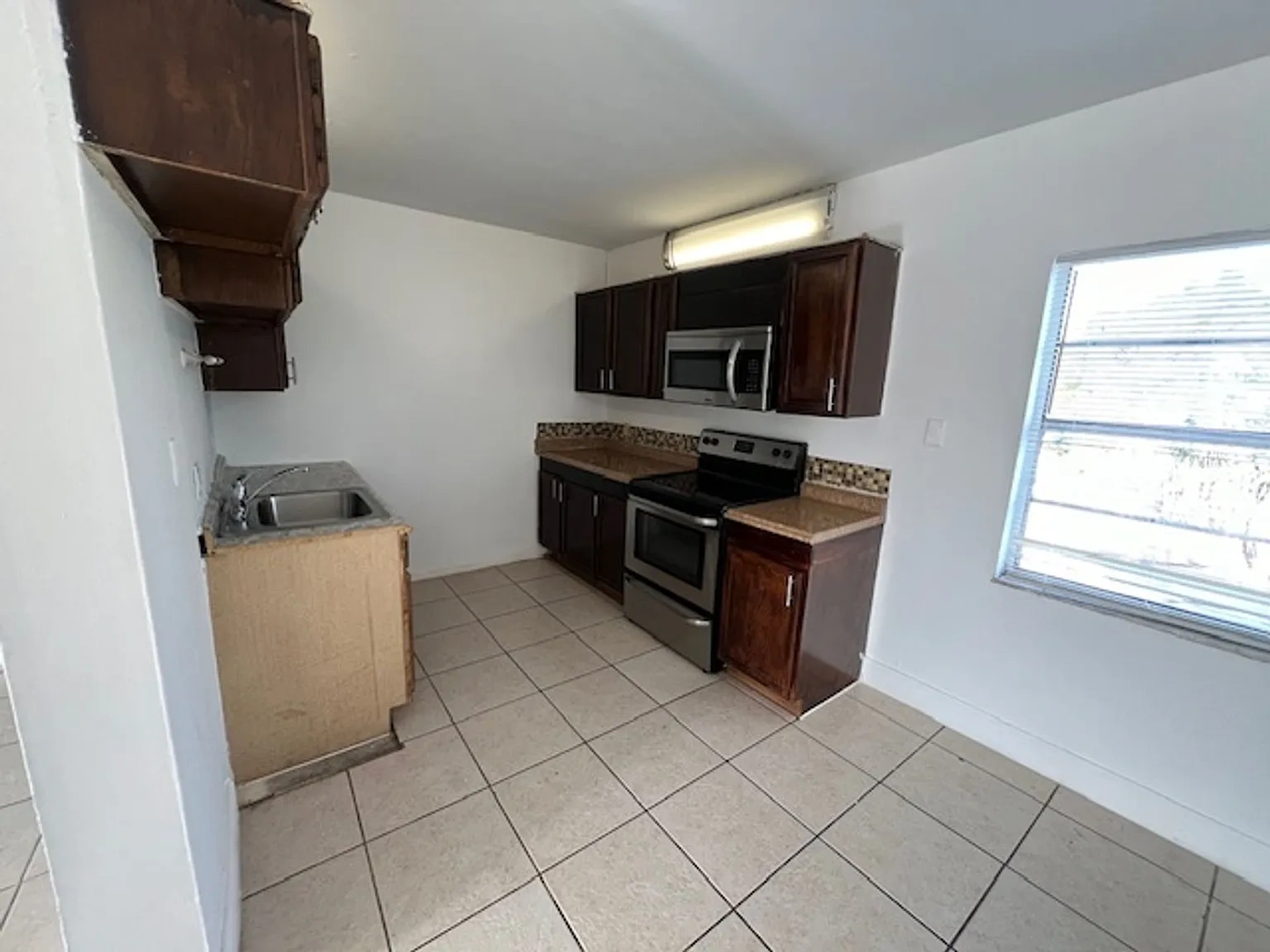 806 9th St West Palm Beach, FL 33403 – photo 4