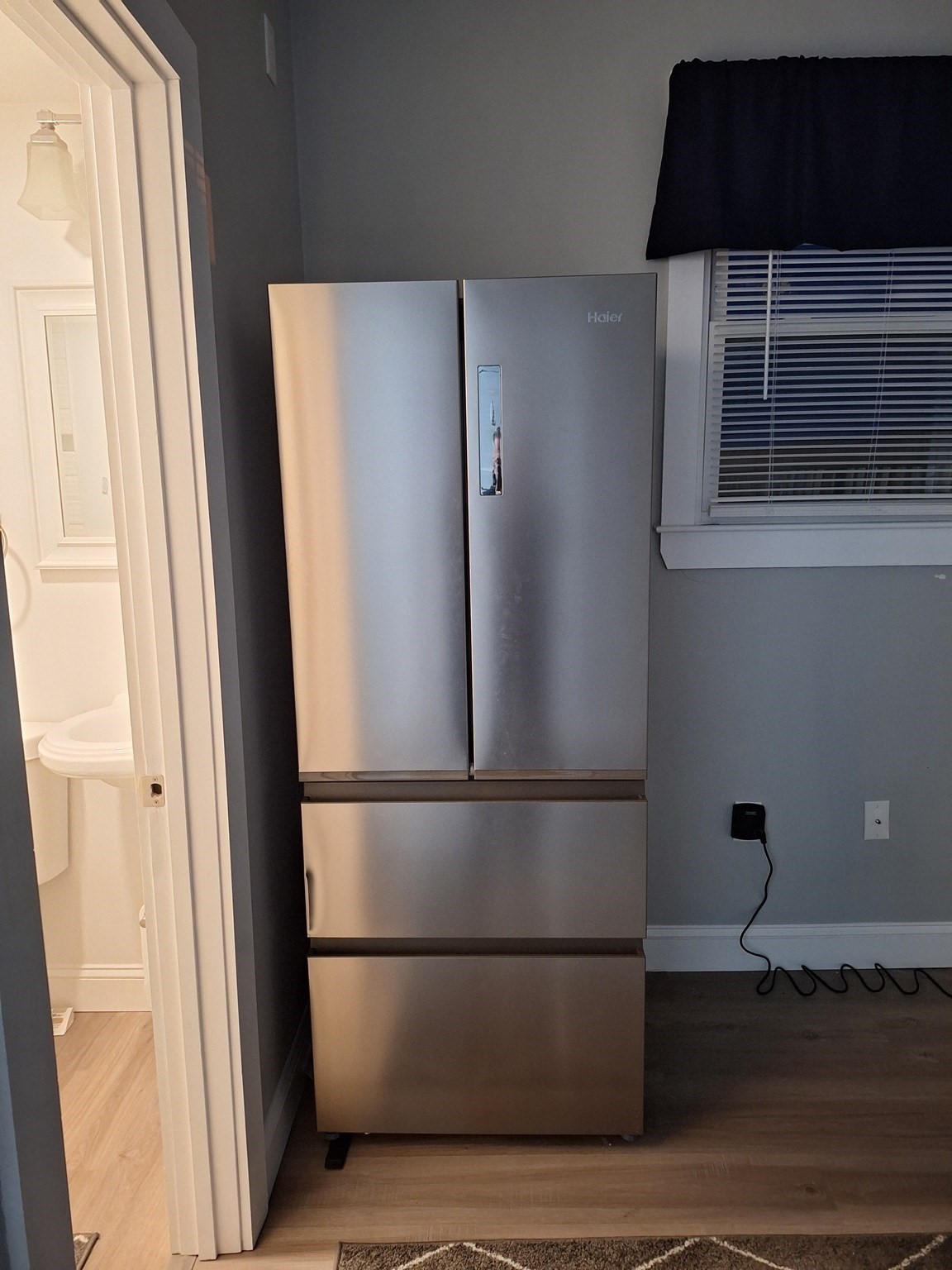 527 Nantasket Ave unit 3 – photo 3