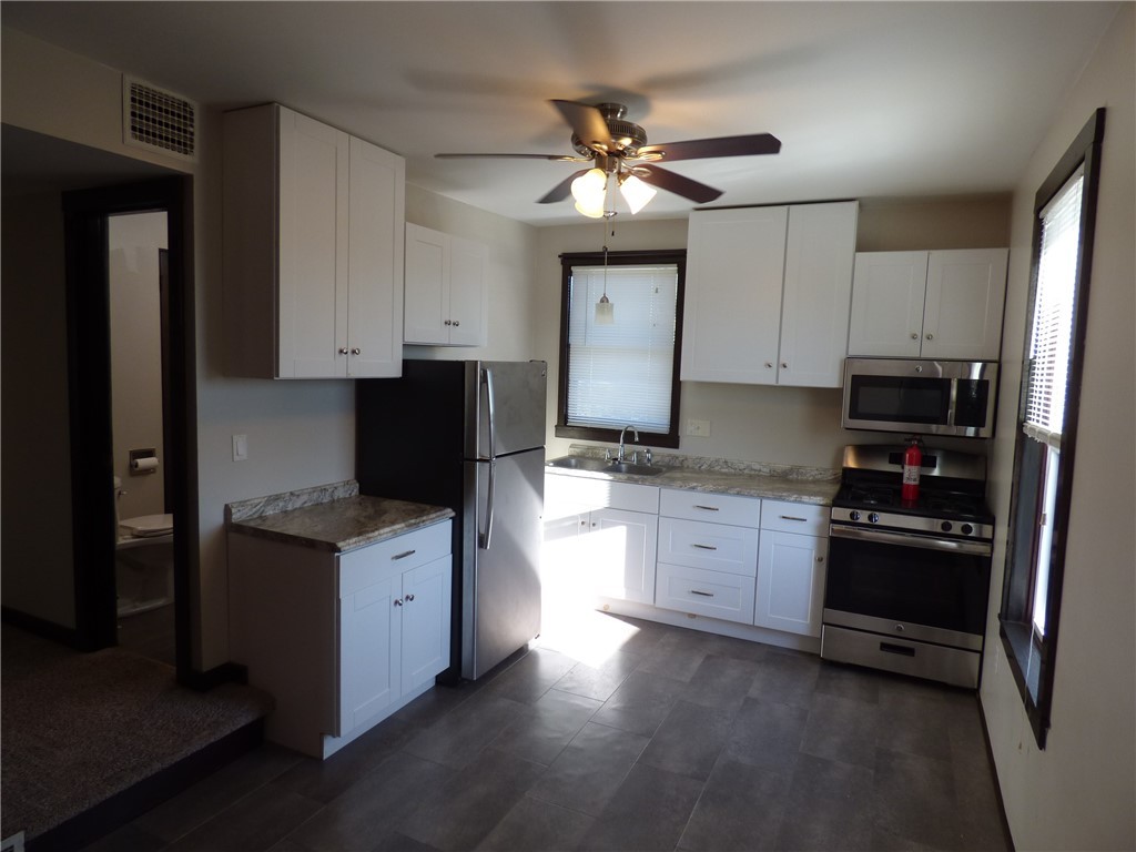 2709 Middletown Rd unit 2 – photo 2
