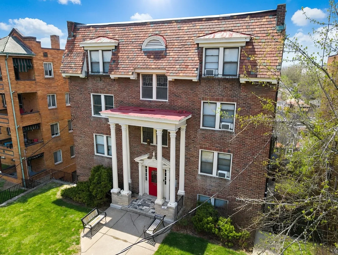 Apartments On Academy – photo 2