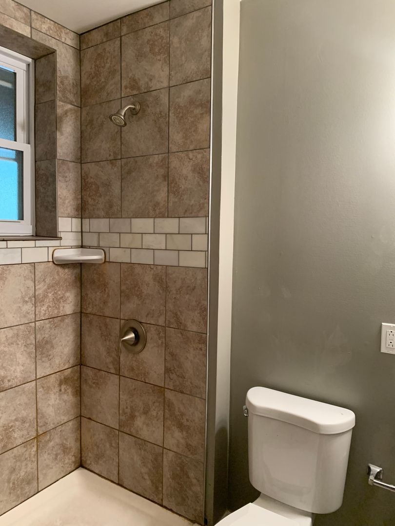 1034 Murray Hill Ave unit 1 – photo 4