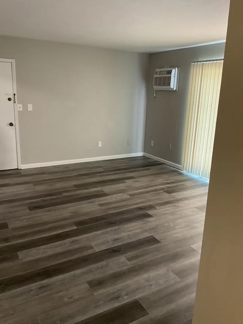 Richlawn Apartments: Charming Community Living in the Heart of Painesville – photo 1