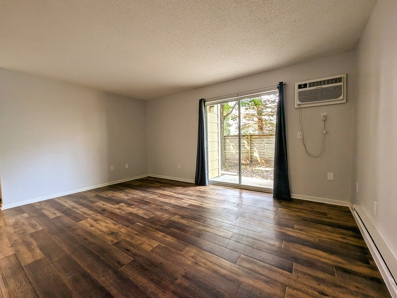 408 E 15th St unit 201 – photo 3