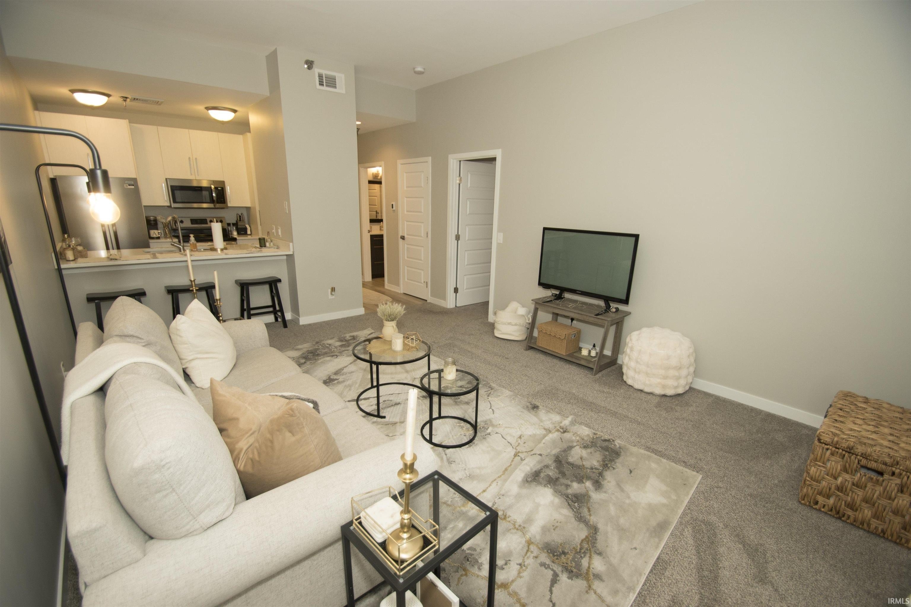 113 W Wayne St #404 – photo 5