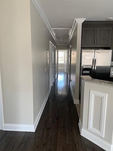 207 Seeley Ave – photo 3