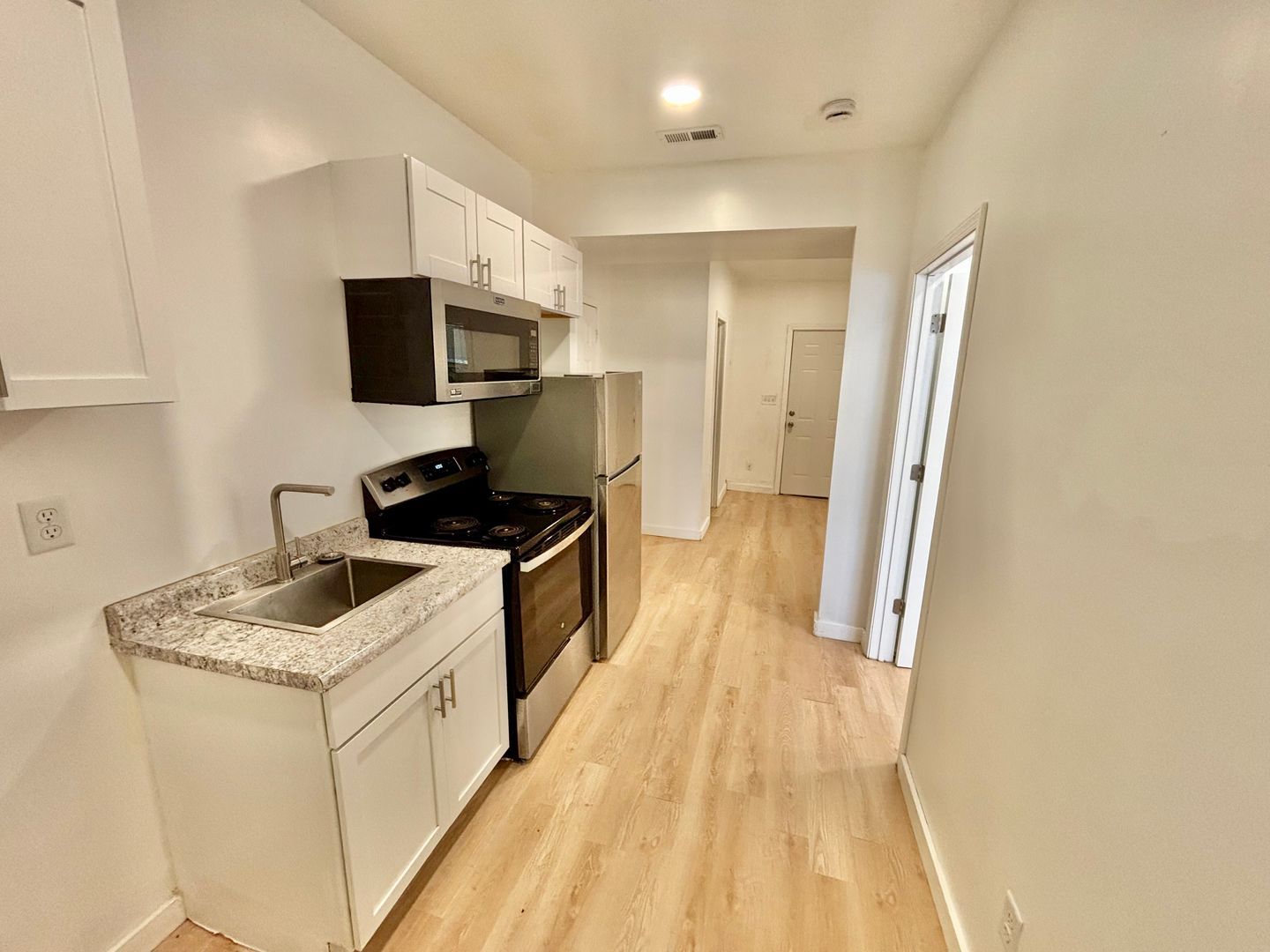 700 M St unit Unit 2 – photo 2