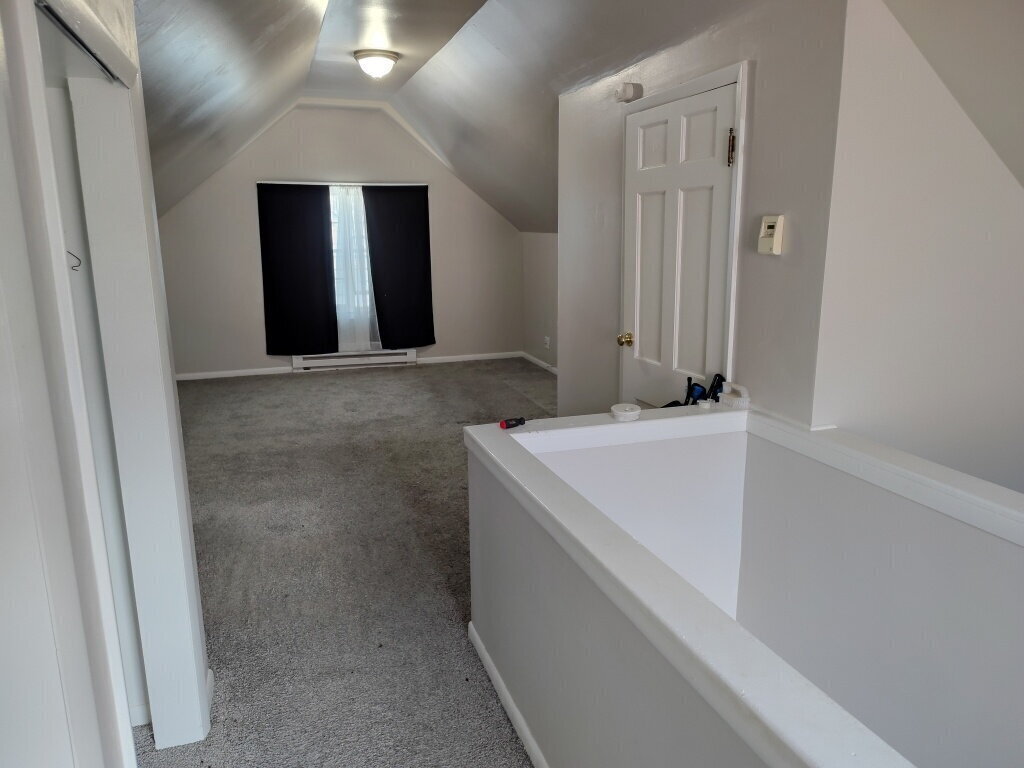 11200 Vernon Ave – photo 2