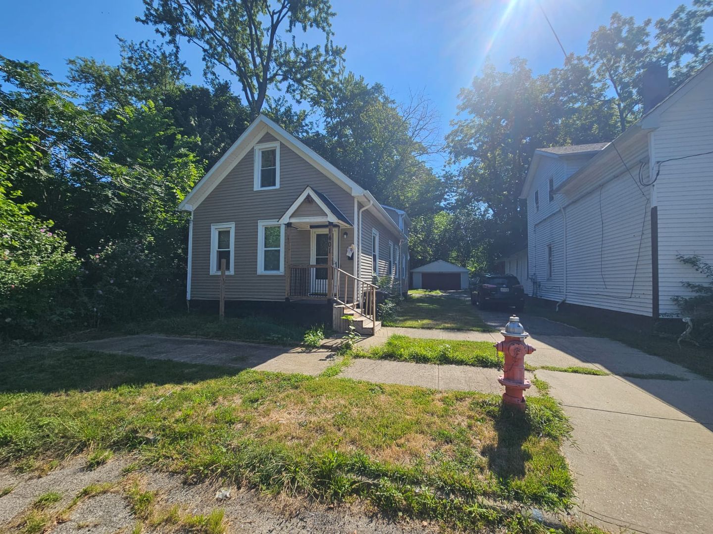 1401 E 61st St – photo 2