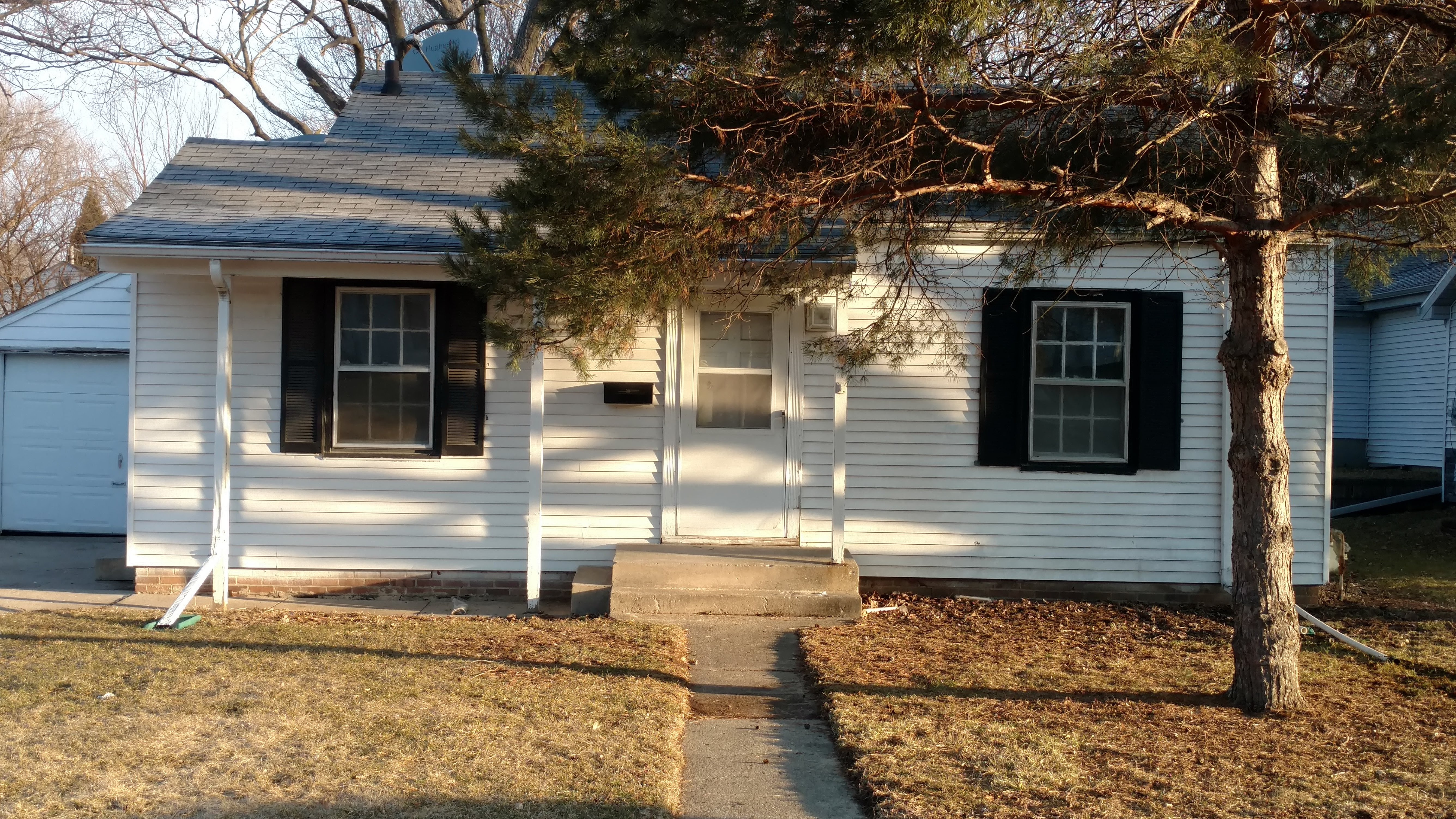 906 N 5th Ave W – photo 1