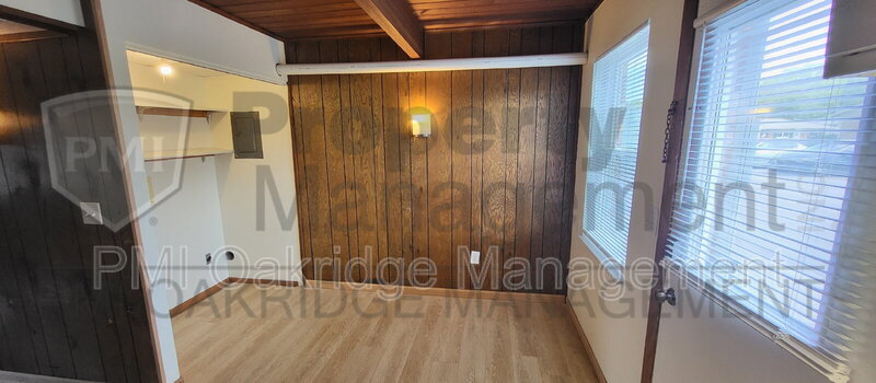 1531 Spruce Ave – photo 5