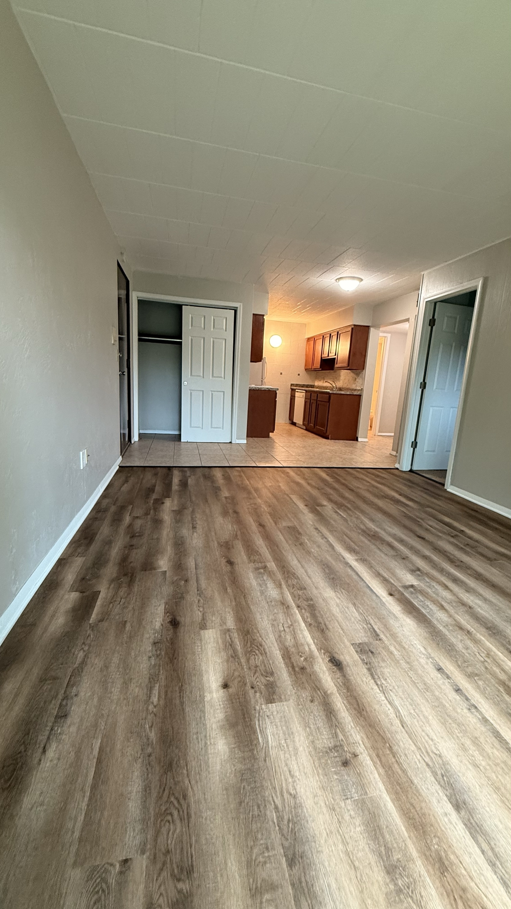 1005 Glass Run Rd unit 1 – photo 1