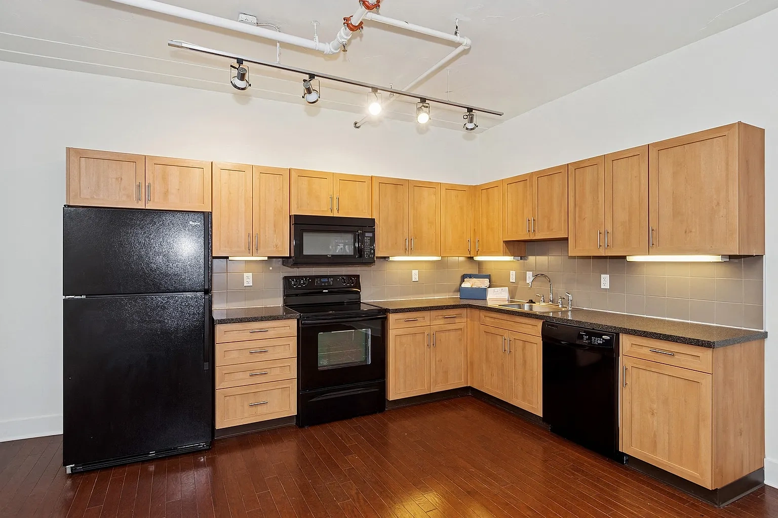 Residences at South High – photo 1