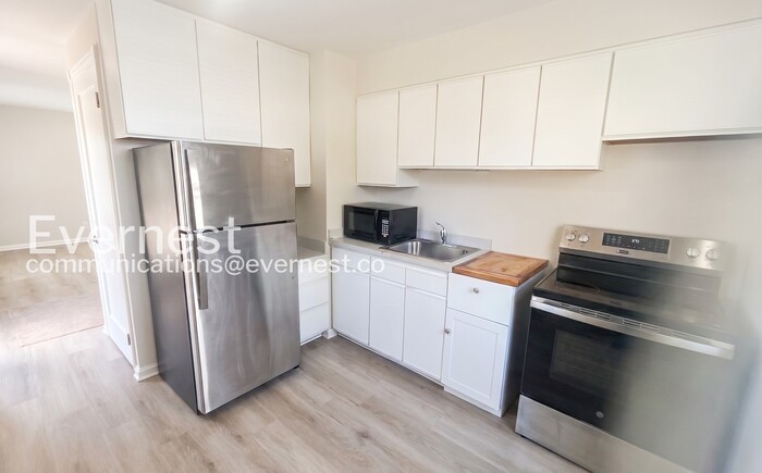 1254 Elmwood Rd – photo 5