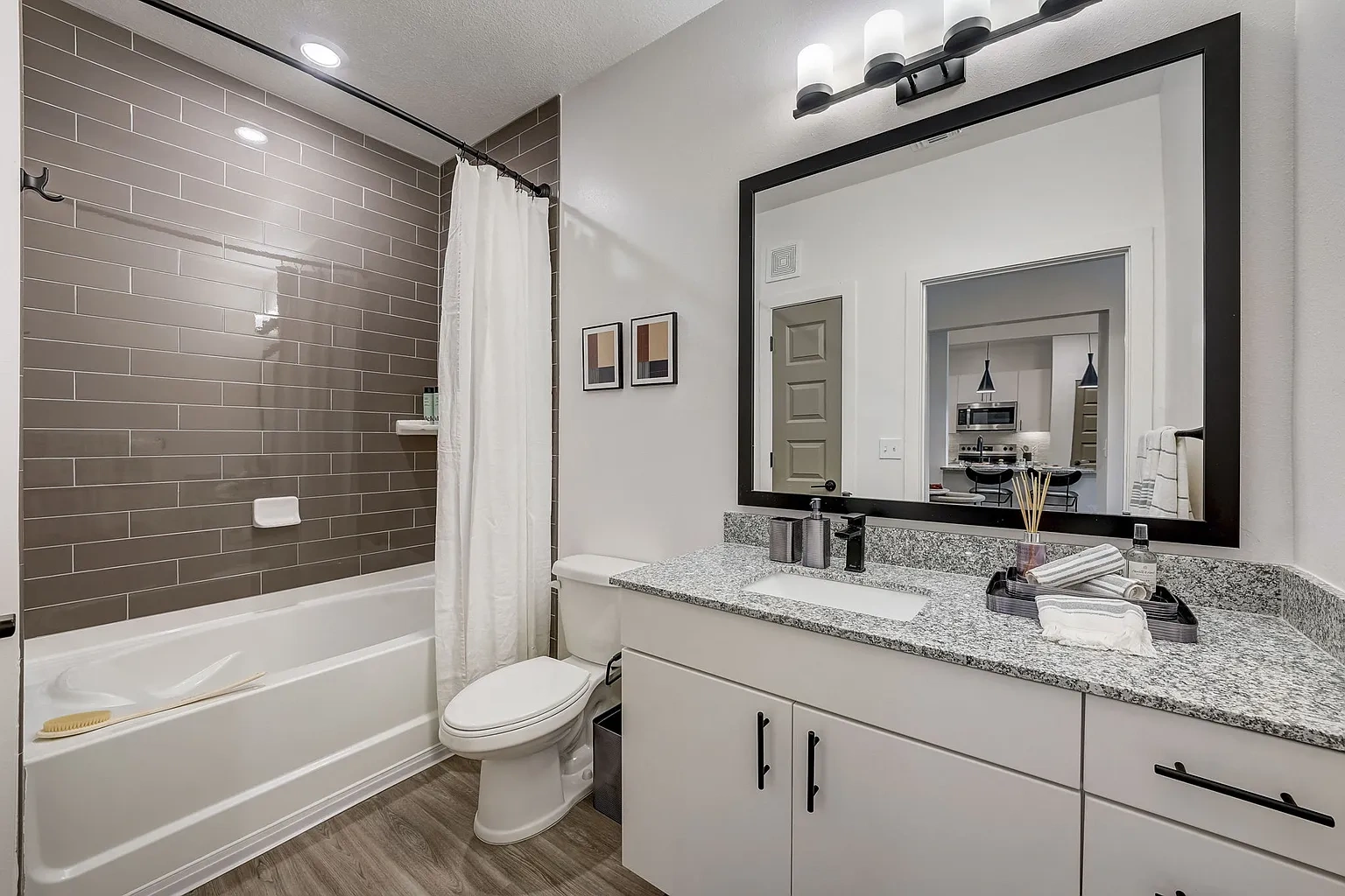 The Parian Luxury Apartments – photo 1