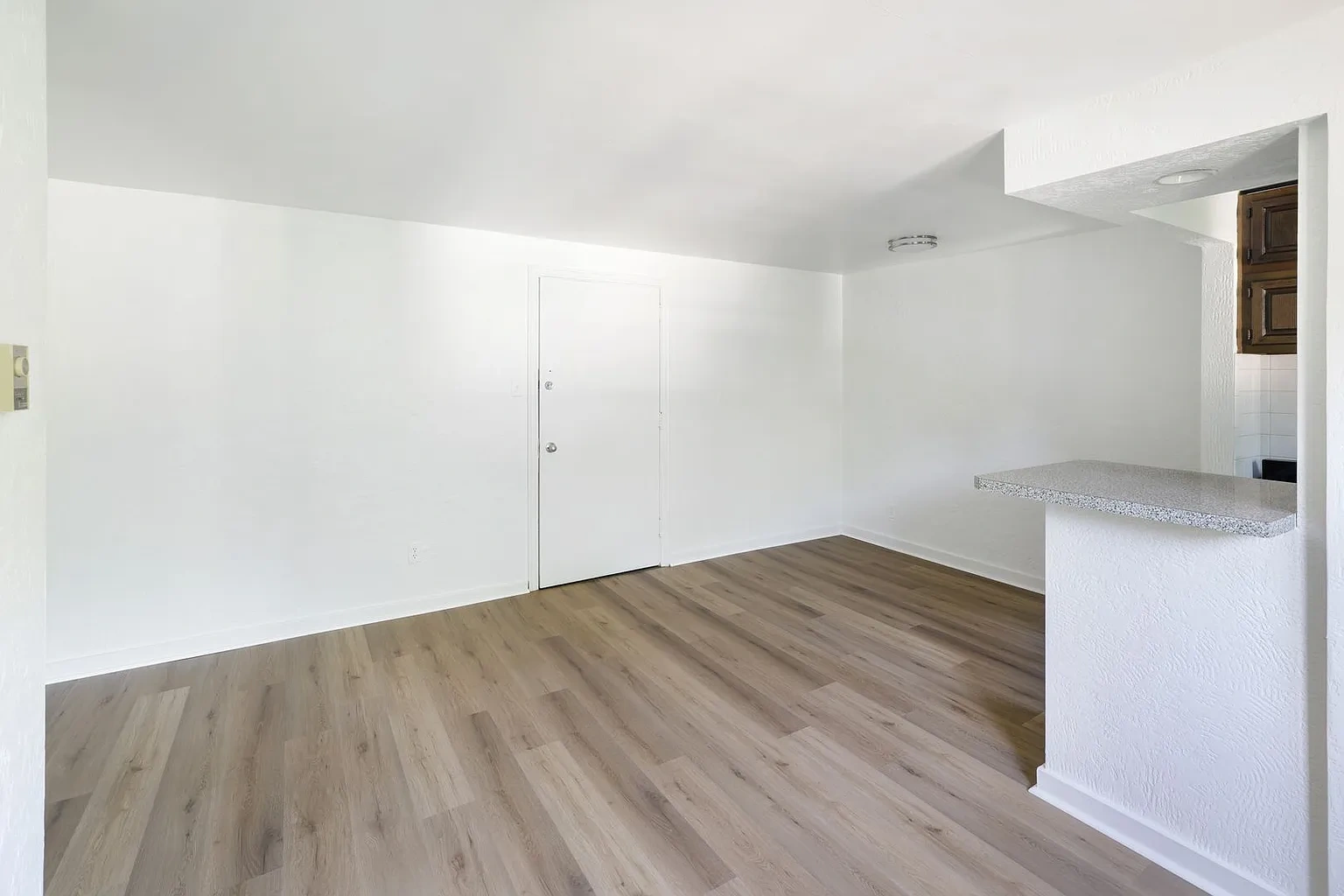 Greenlee Apartments – photo 5