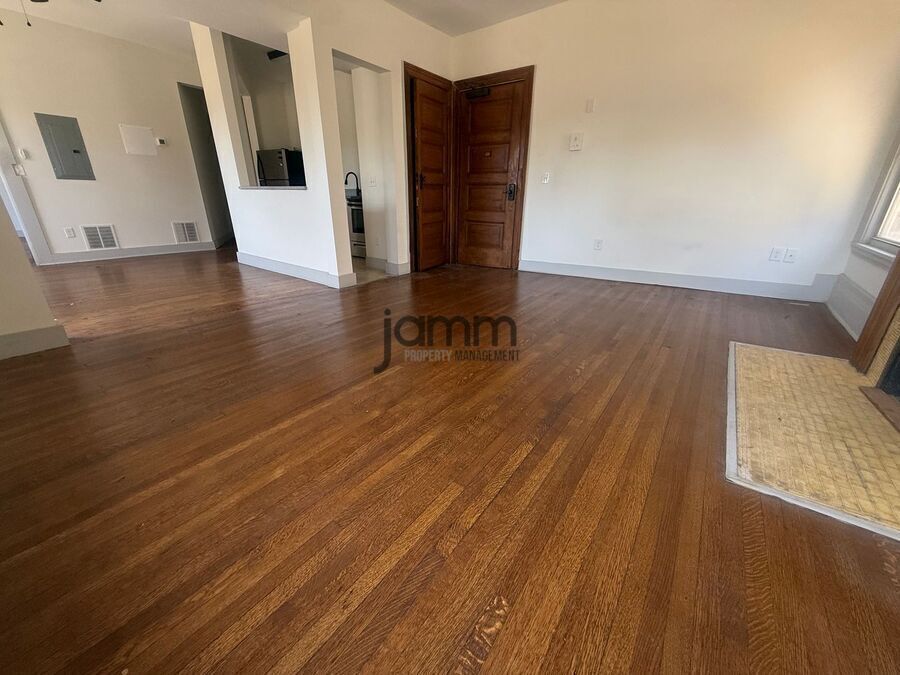 1856 E 89th St – photo 4