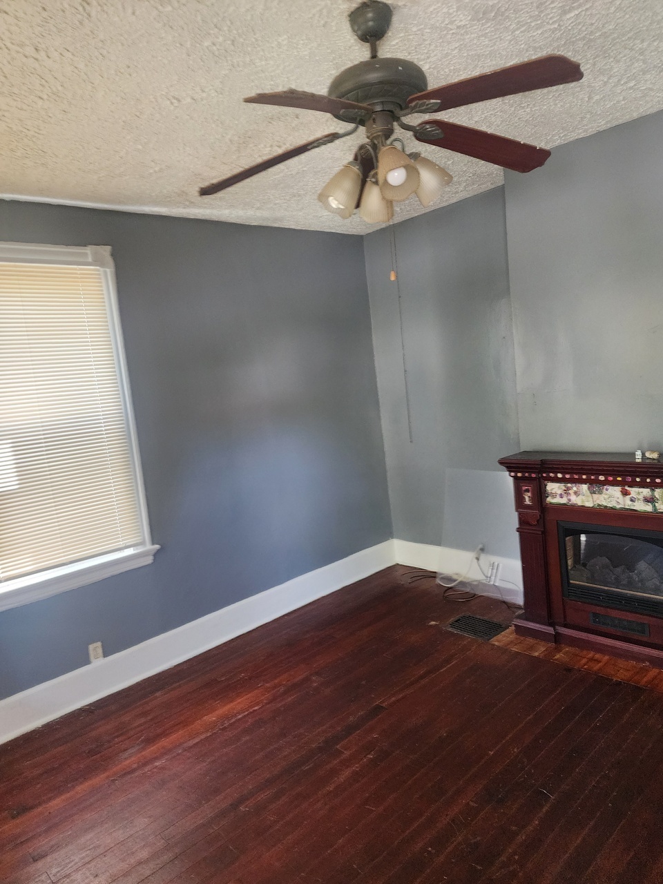 4823 Ebersole Ave – photo 5