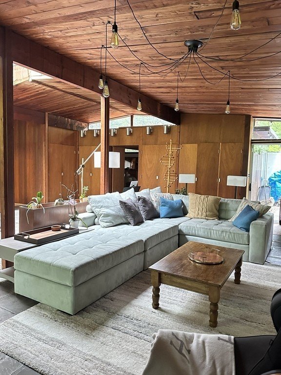 23 Peacock Farm Rd – photo 2