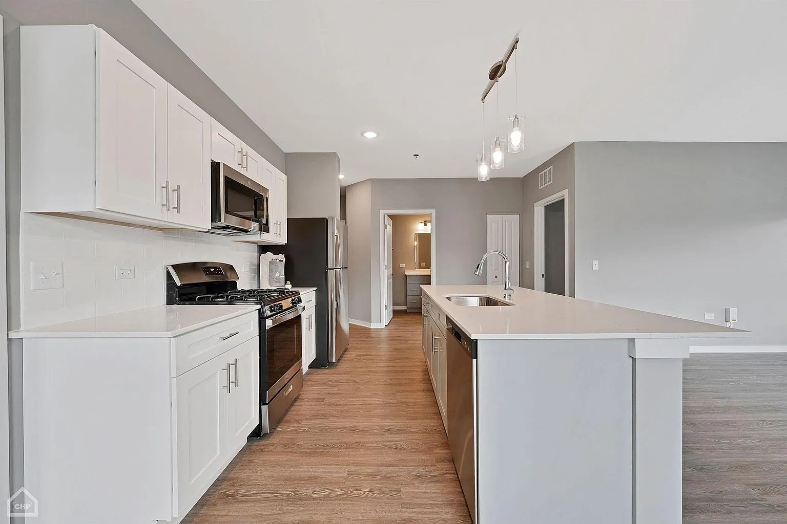 Lincoln Station Rowhomes – photo 2
