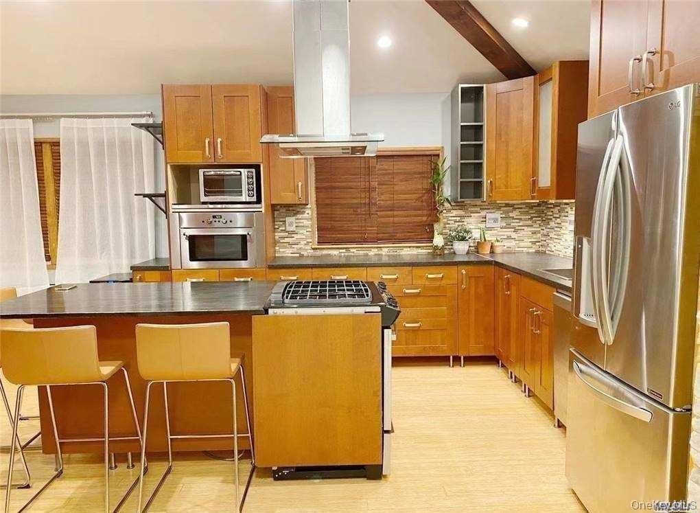 59 Oak St #1 – photo 1