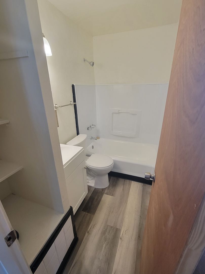 3304 Brownsville Rd – photo 4
