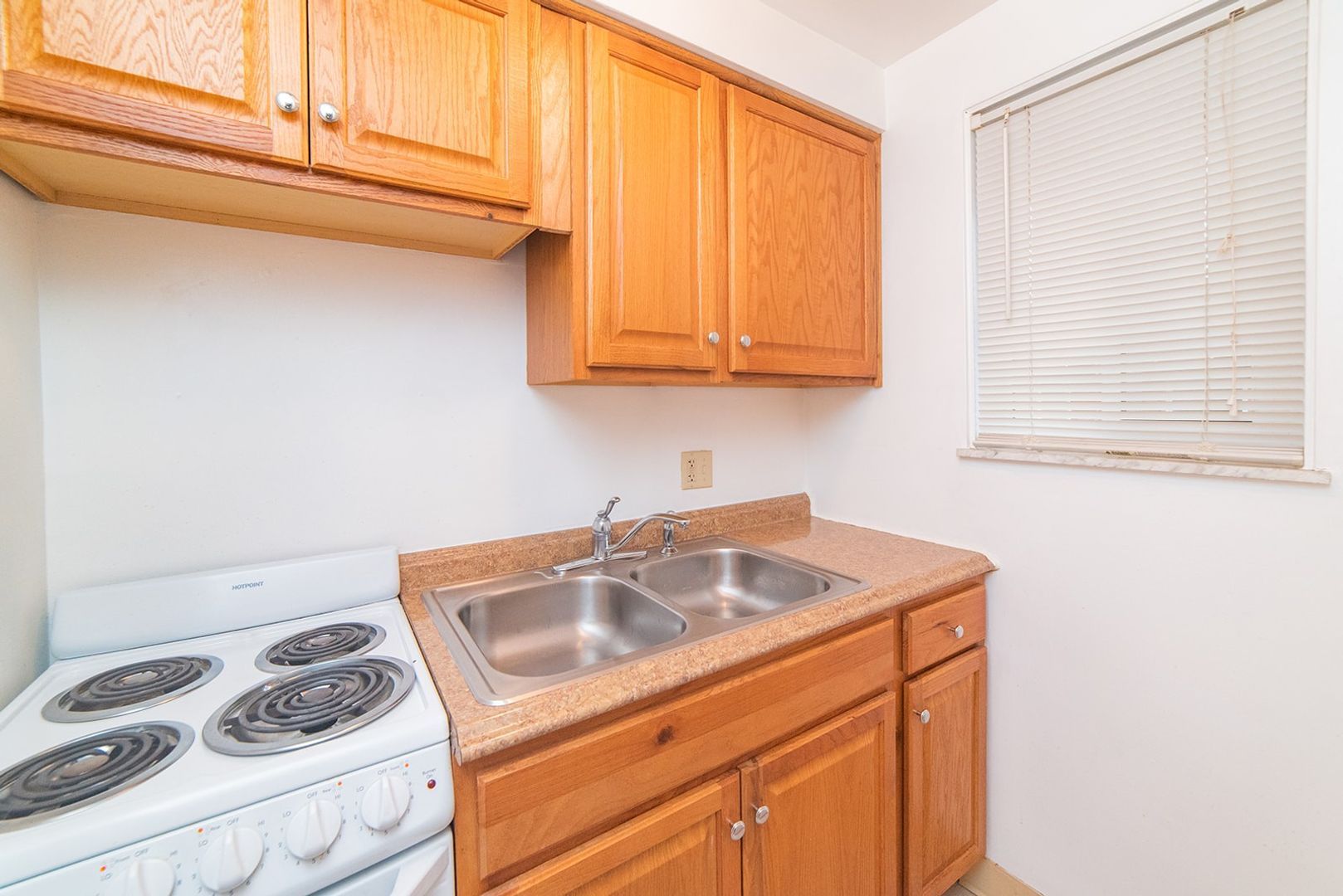 1101 Broadway Ave unit Unit 1105-122 – photo 2