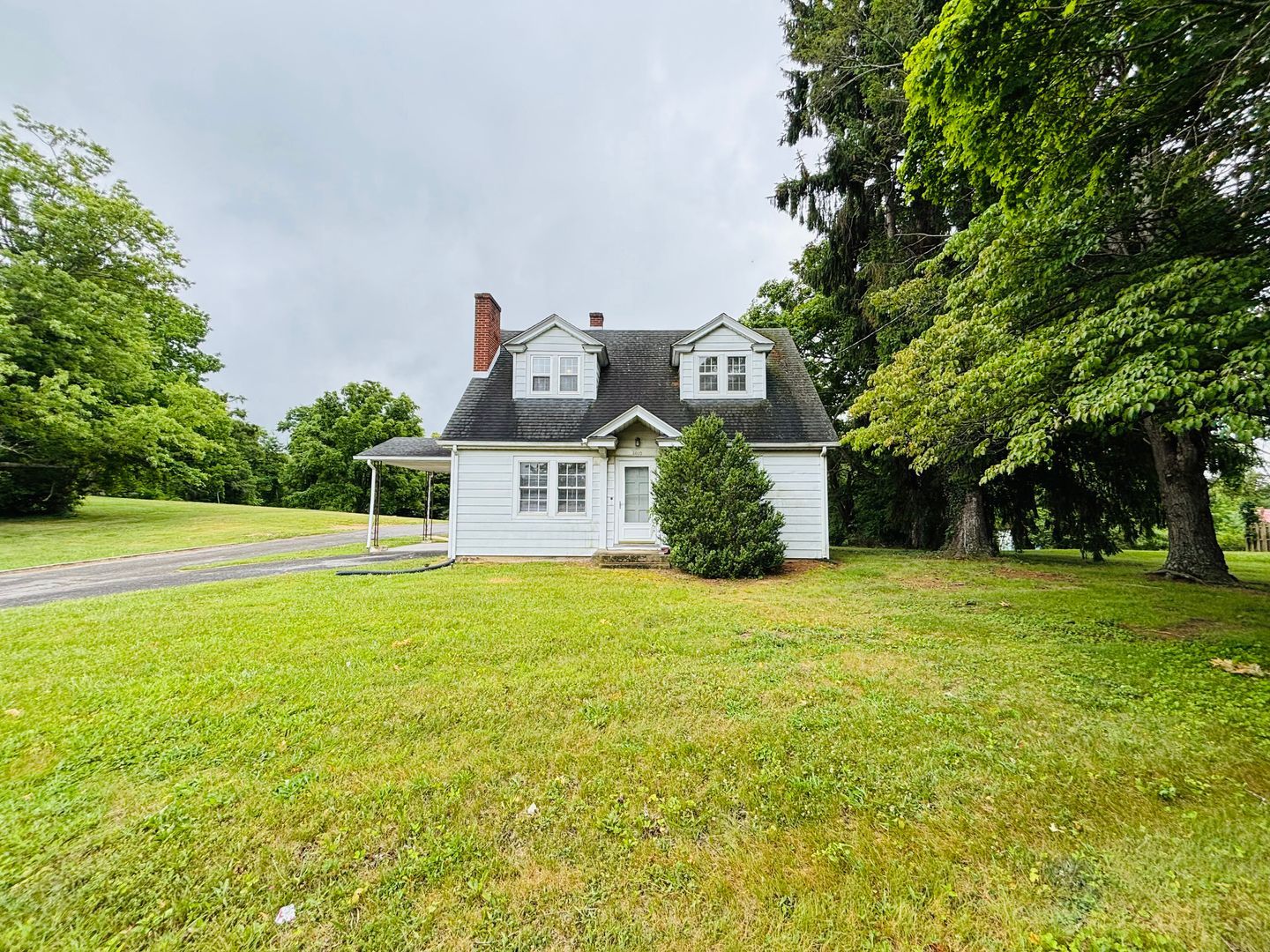 1410 N Main St – photo 1