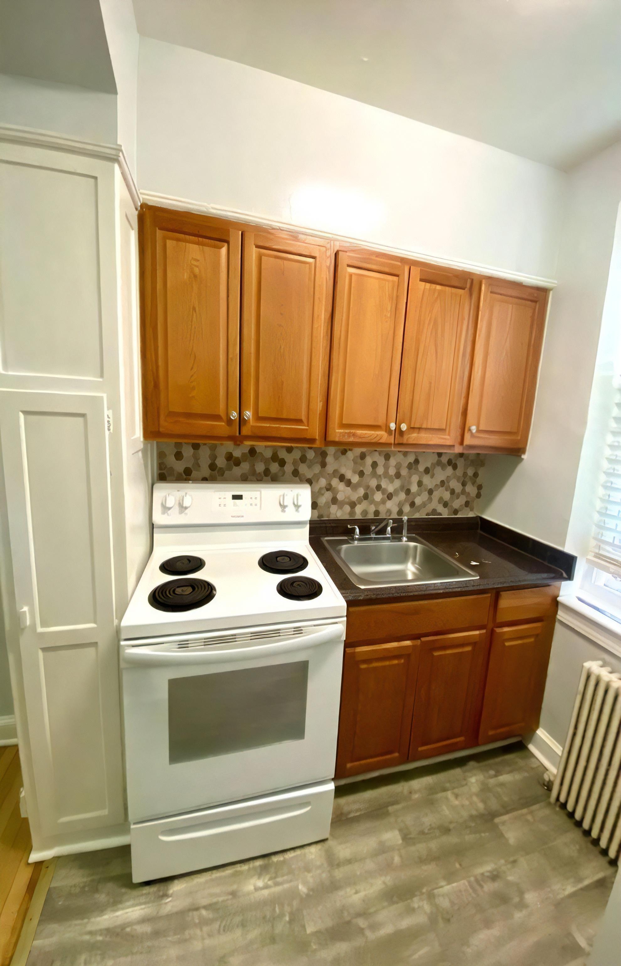 219 Upshur St NW – photo 4