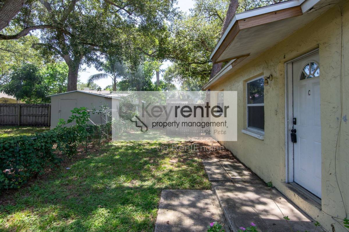 15248 George Blvd unit C – photo 2