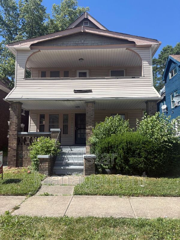 11909 Parkhill Ave – photo 1