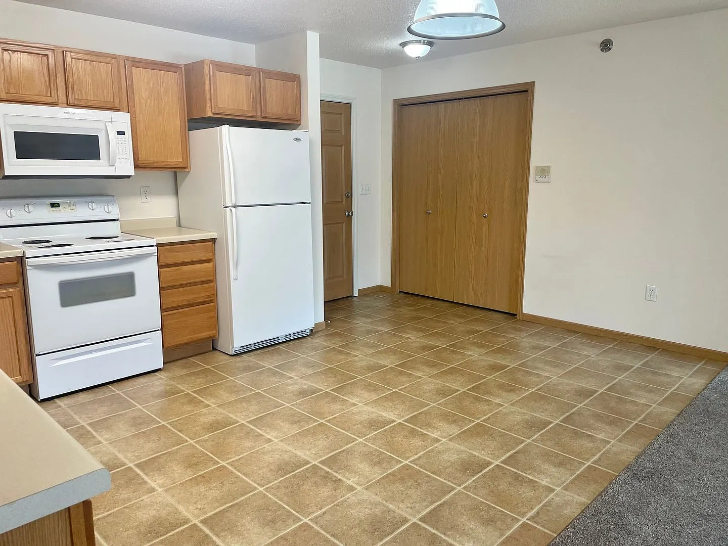 Huntington Pointe I – photo 4